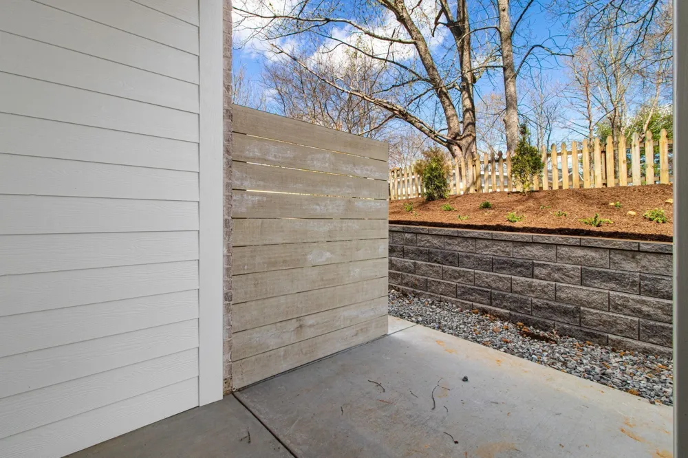 160 Excell Rd #F Clarksville, TN 37043