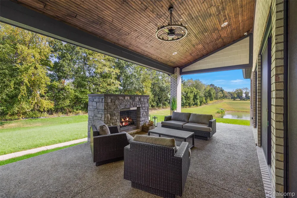 70413 Renata Court Bruce Township, MI 48065