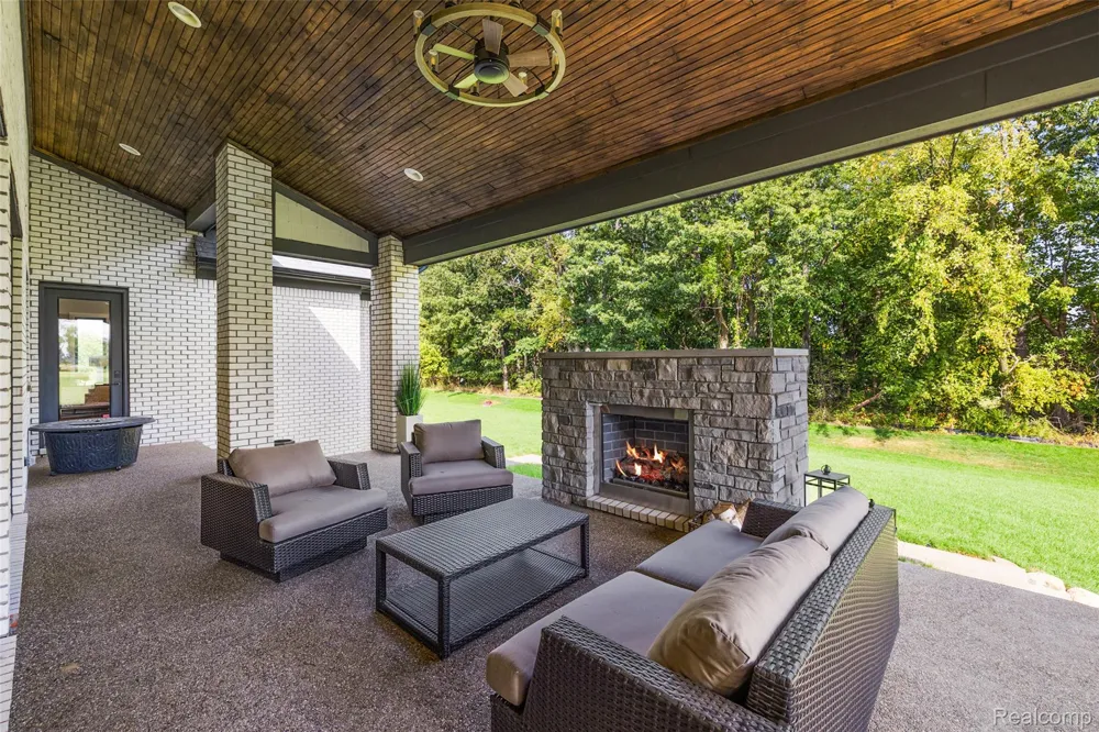 70413 Renata Court Bruce Township, MI 48065