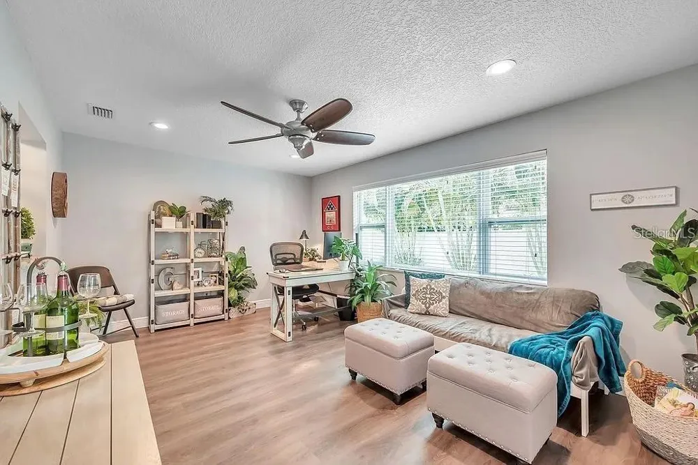 6770 15TH AVENUE St Petersburg, FL 33710
