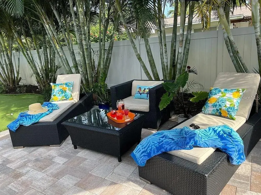 6770 15TH AVENUE St Petersburg, FL 33710