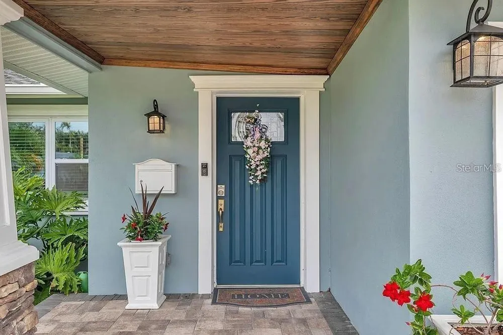 6770 15TH AVENUE St Petersburg, FL 33710