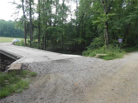 11 Madison 4275 Road