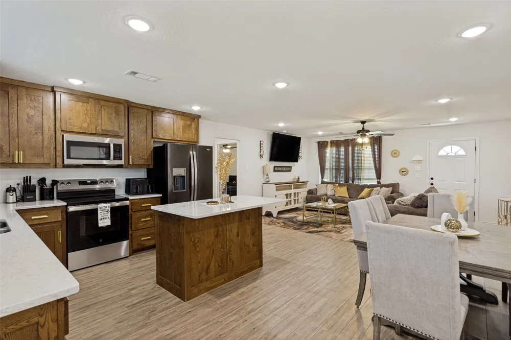 205 Altom Road Springtown, TX 76082
