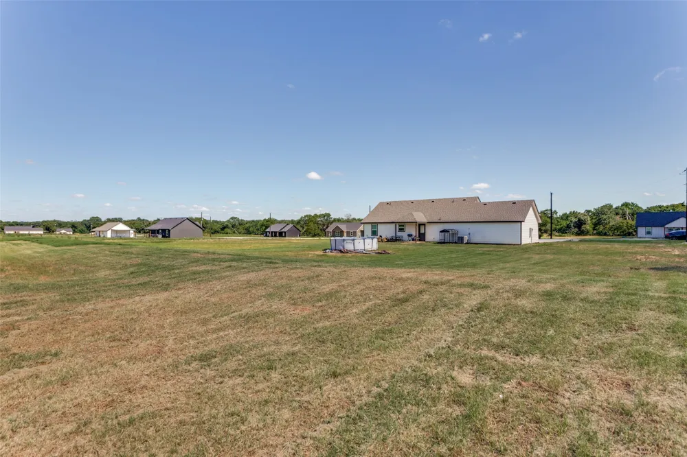 205 Altom Road Springtown, TX 76082