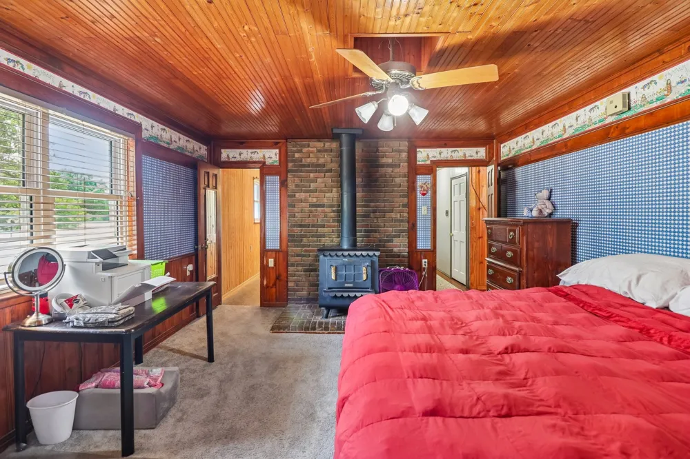 13110 County Road 4016 Kemp, TX 75143