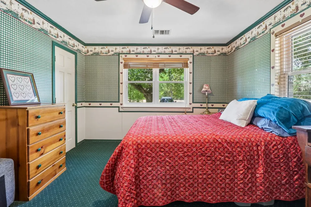 13110 County Road 4016 Kemp, TX 75143