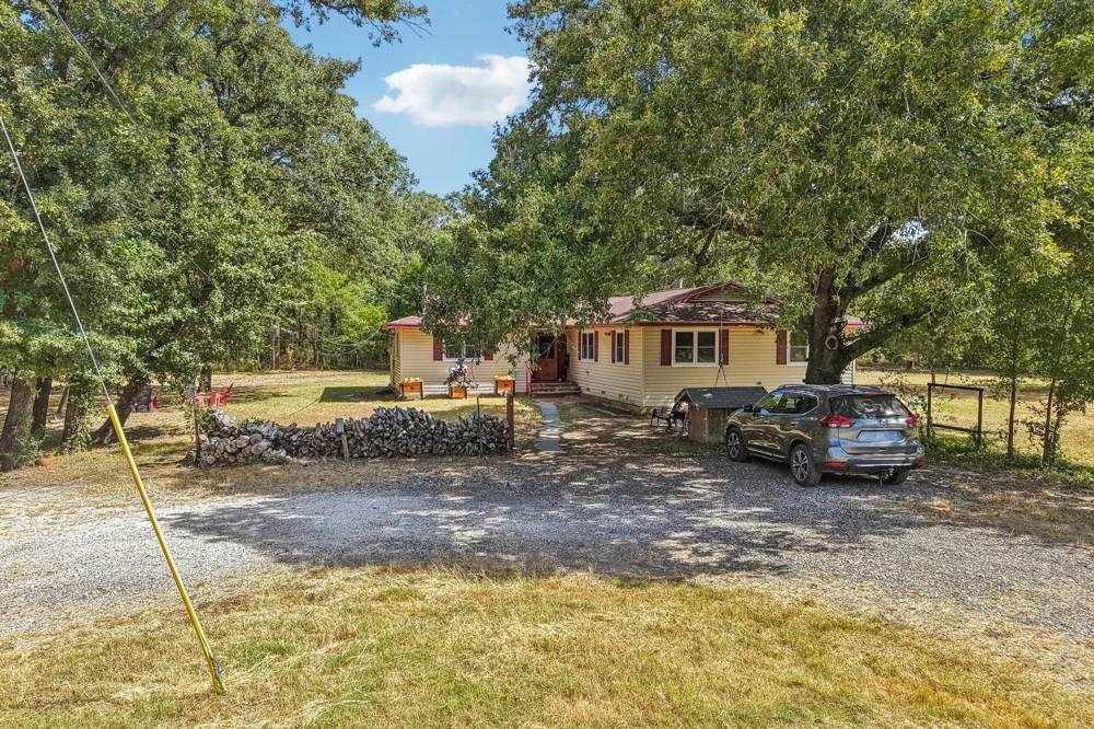 13110 County Road 4016 Kemp, TX 75143