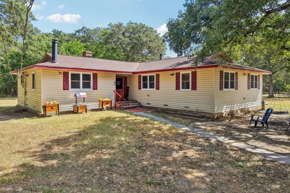 13110 County Road 4016 Kemp, TX 75143