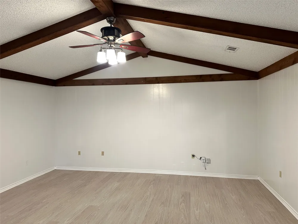 823 Madrid Drive Duncanville, TX 75116