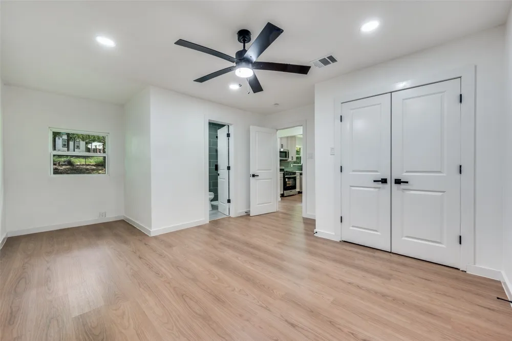 1646 Jackson Street Grand Prairie, TX 75051