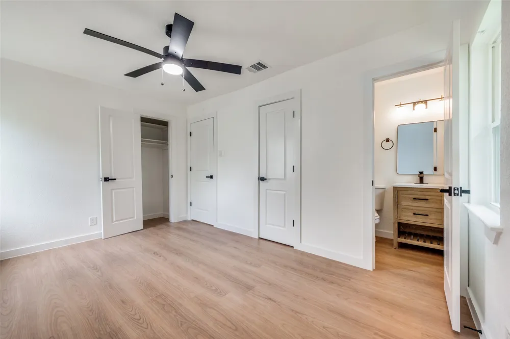 1646 Jackson Street Grand Prairie, TX 75051
