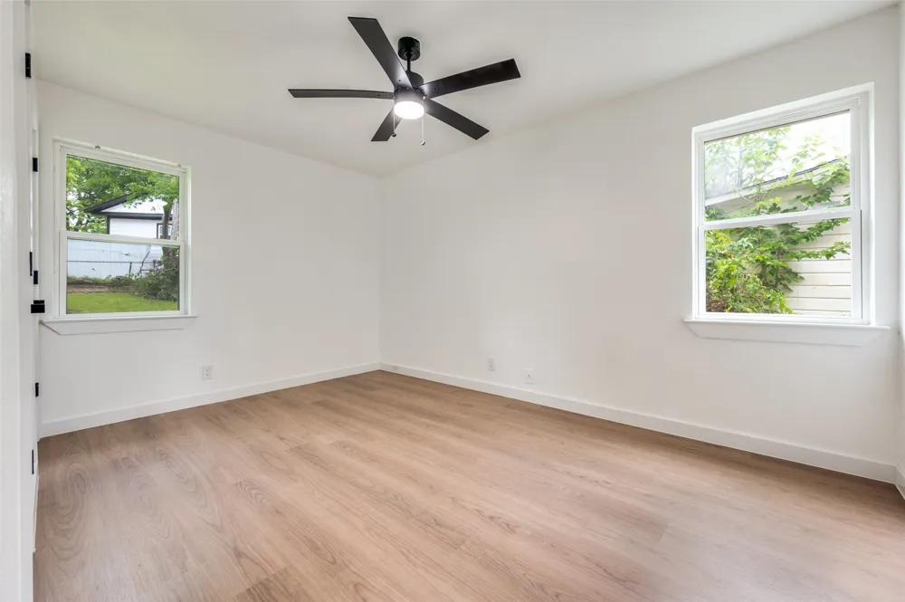 1646 Jackson Street Grand Prairie, TX 75051