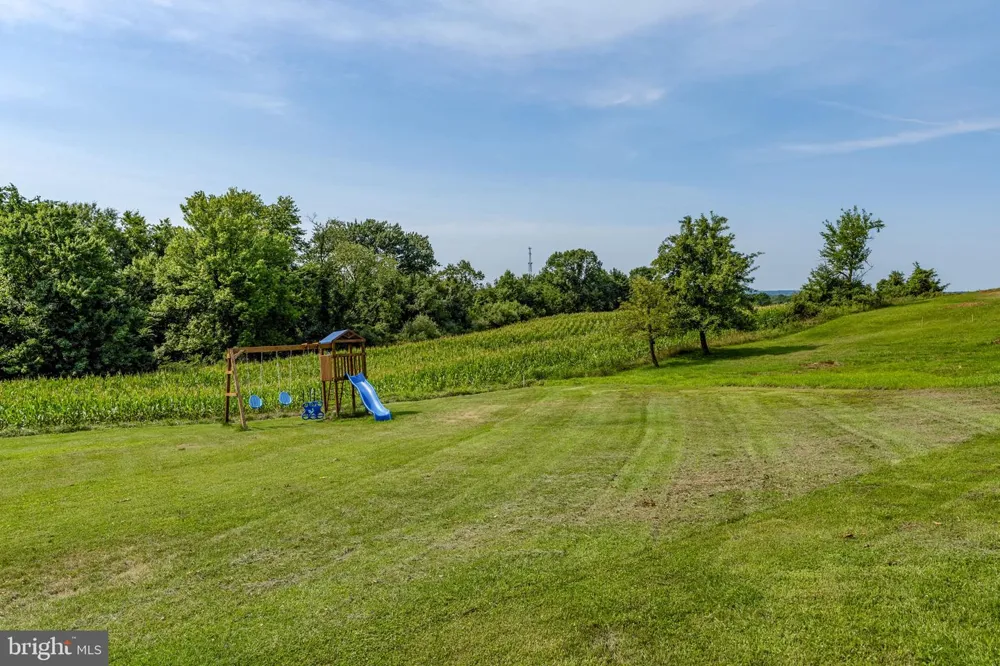 8064 COLEBROOK ROAD Palmyra, PA 17078