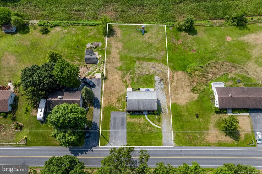 8064 COLEBROOK ROAD Palmyra, PA 17078