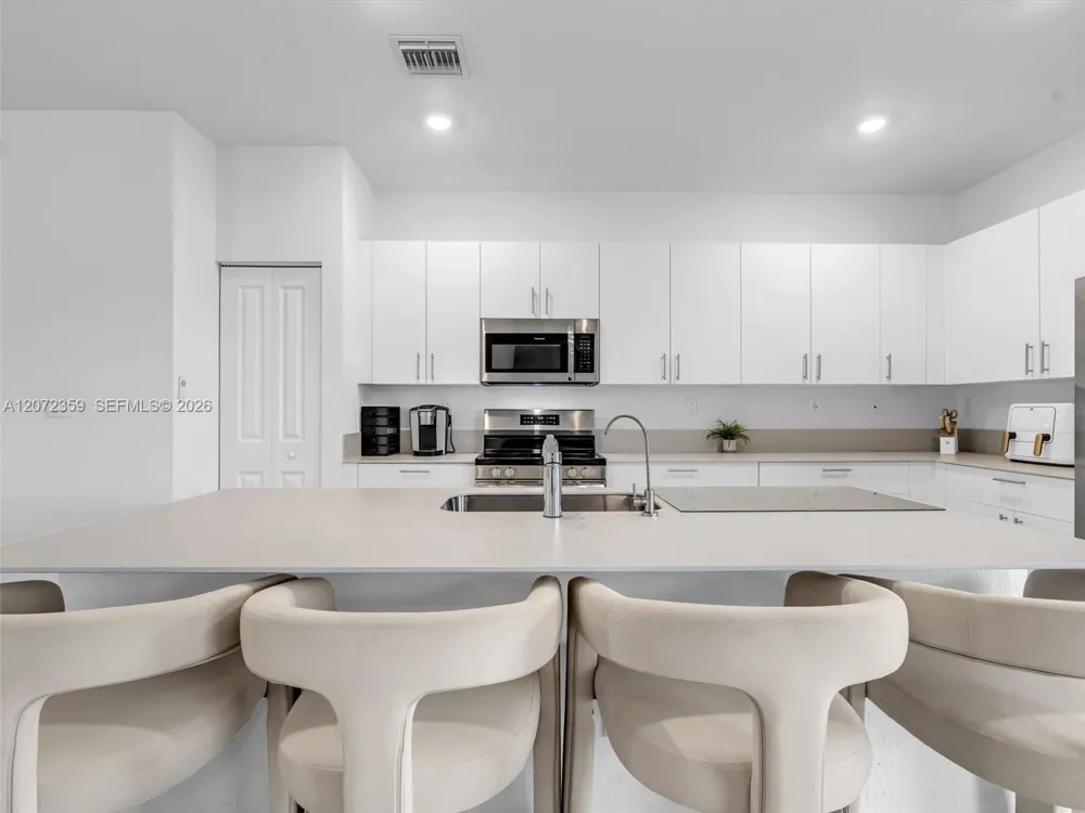 2832 SE 23rd Ave Homestead, FL 33035