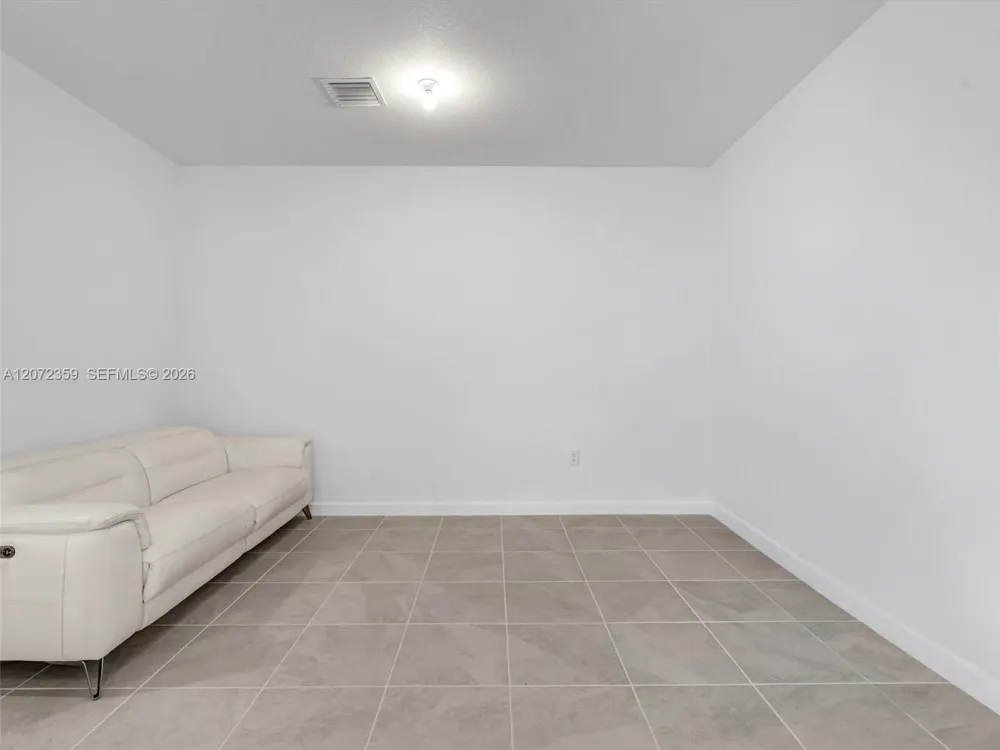 2832 SE 23rd Ave Homestead, FL 33035