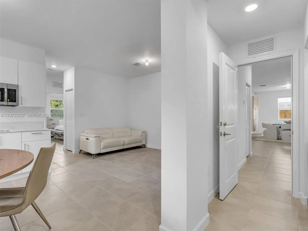 2832 SE 23rd Ave Homestead, FL 33035