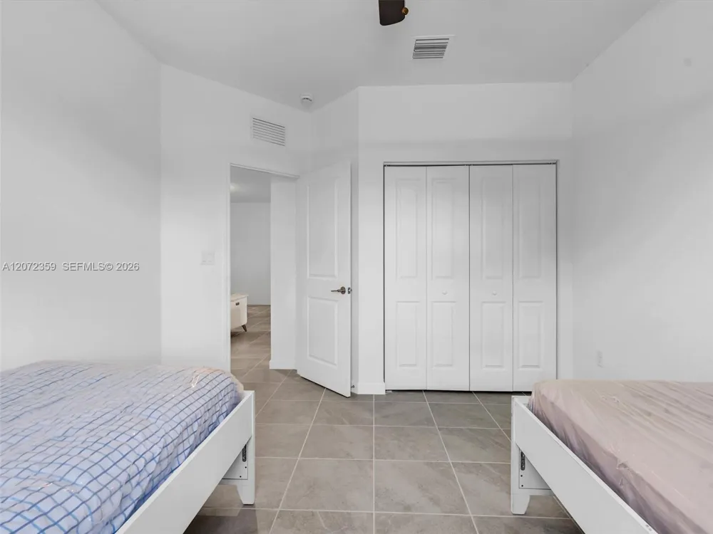 2832 SE 23rd Ave Homestead, FL 33035