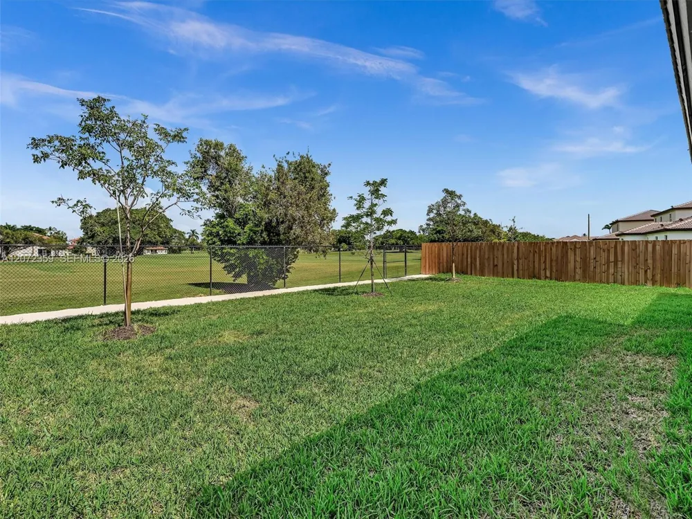 2832 SE 23rd Ave Homestead, FL 33035