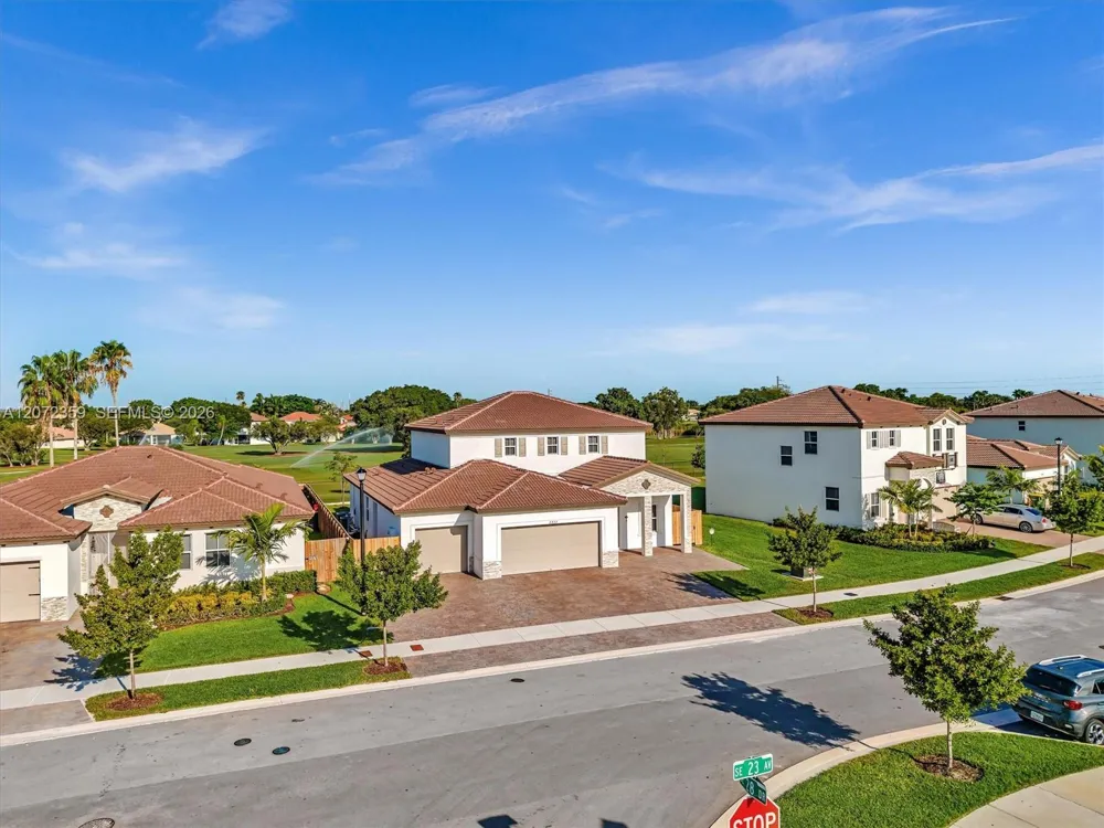 2832 SE 23rd Ave Homestead, FL 33035