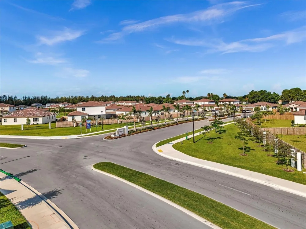 2832 SE 23rd Ave Homestead, FL 33035