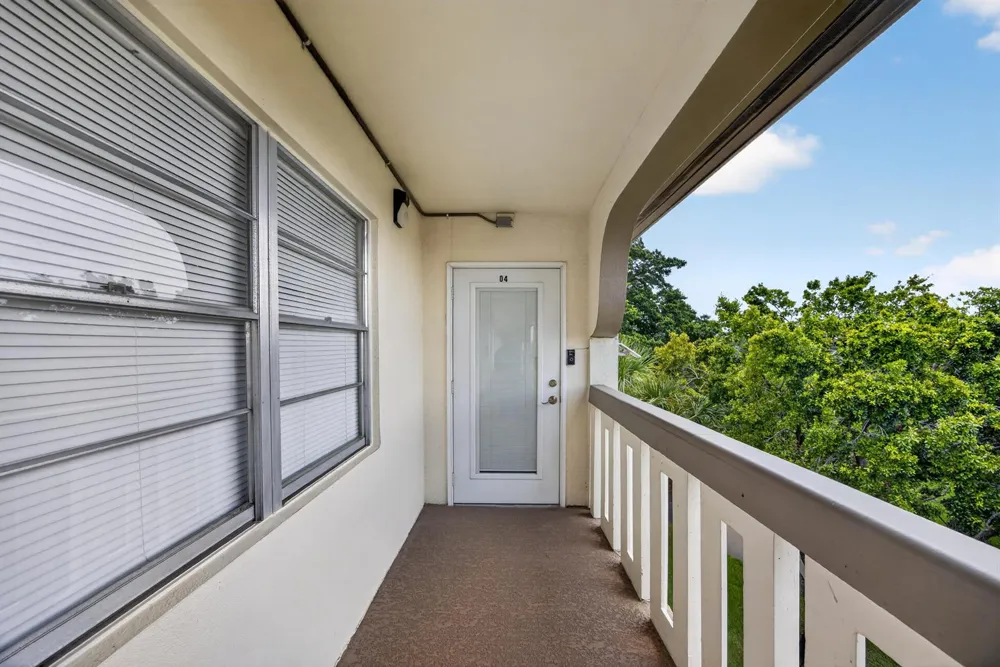 2903 VICTORIA CIRCLE #O4 Coconut Creek, FL 33066