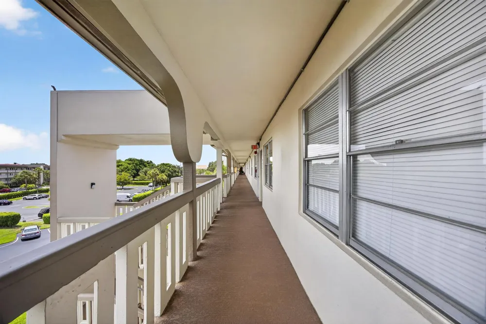 2903 VICTORIA CIRCLE #O4 Coconut Creek, FL 33066