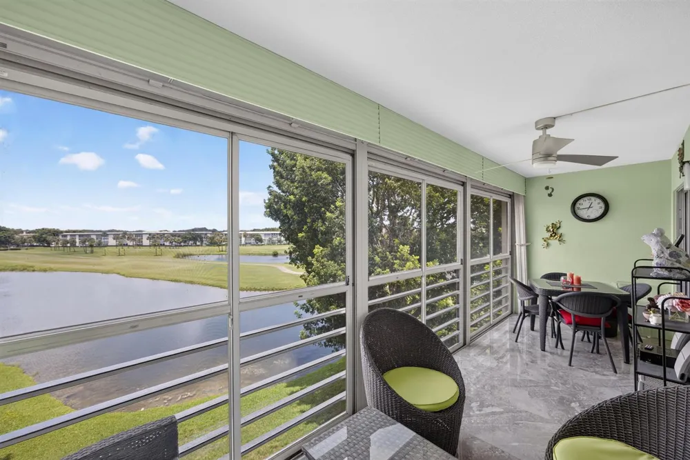 2903 VICTORIA CIRCLE #O4 Coconut Creek, FL 33066