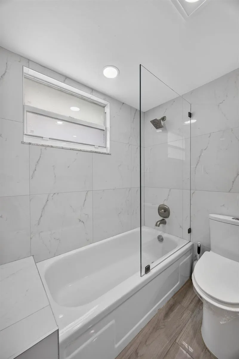 2903 VICTORIA CIRCLE #O4 Coconut Creek, FL 33066