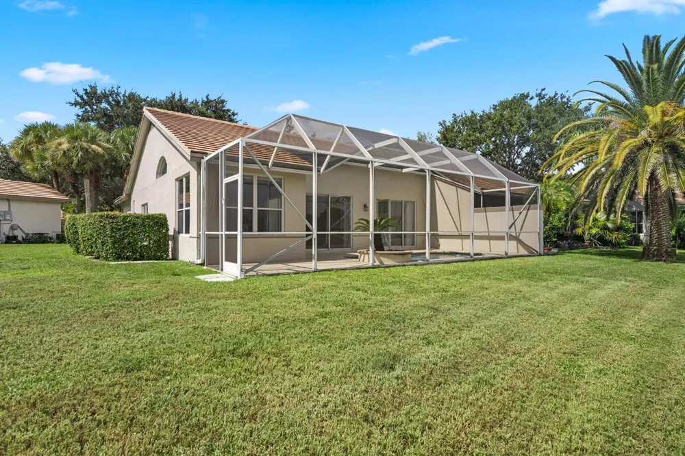7372 ROCKBRIDGE CIRCLE #7372 Lake Worth, FL 33467