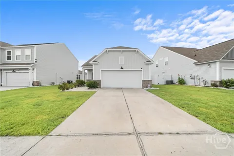 215 Crabapple Circle
