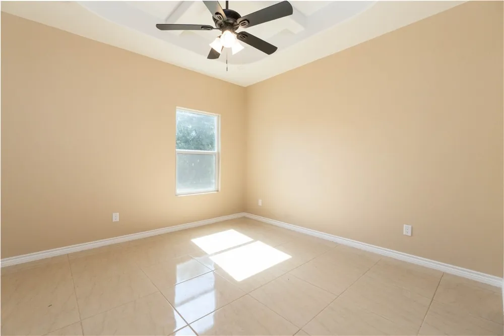 1100 Lucero Street Alice, TX 78332