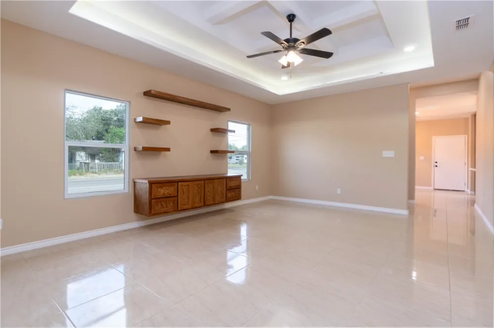 1100 Lucero Street Alice, TX 78332