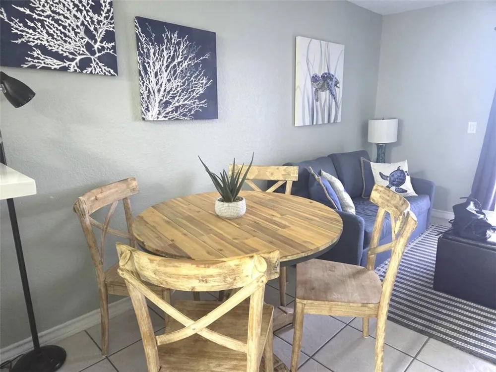 14428 Compass Street #206 Corpus Christi, TX 78418