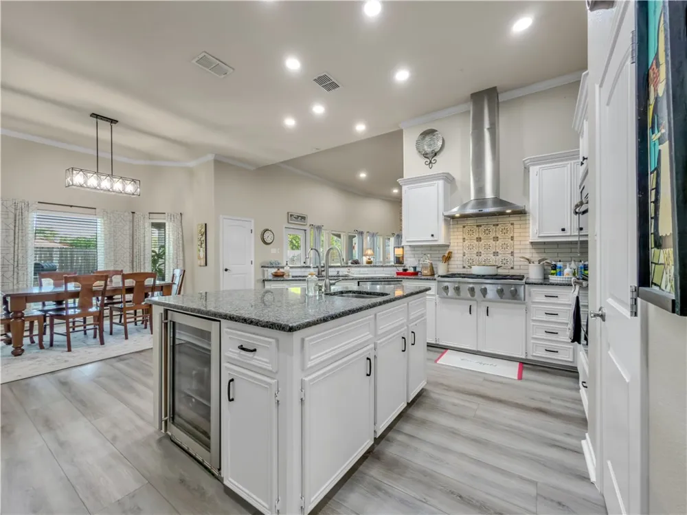 1821 Amos Court Corpus Christi, TX 78418