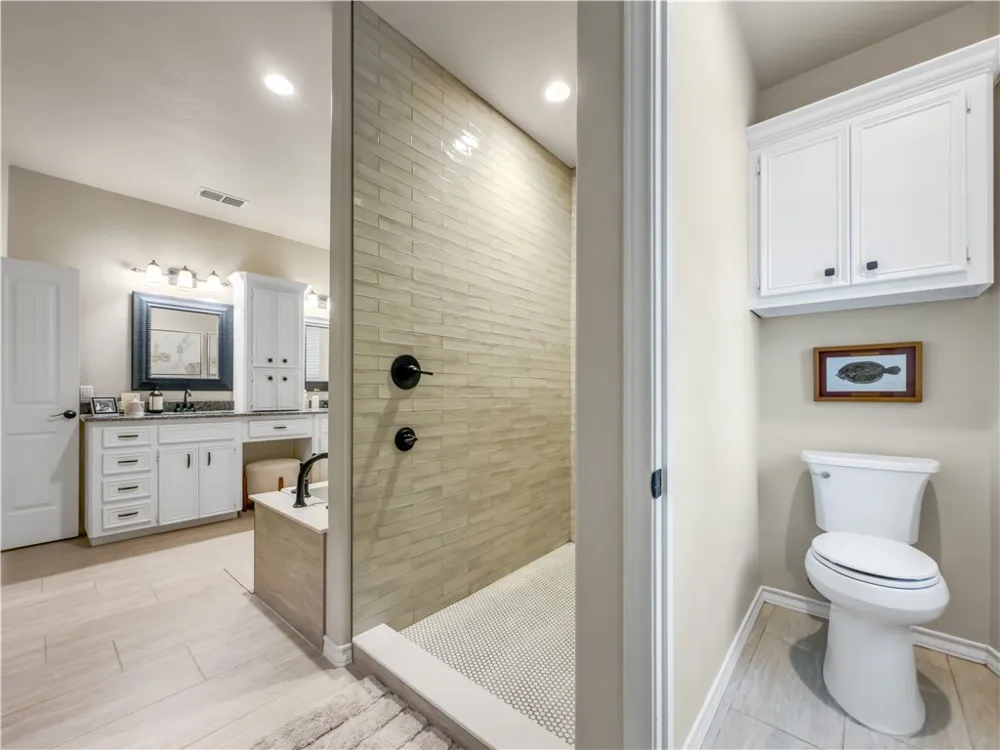 1821 Amos Court Corpus Christi, TX 78418
