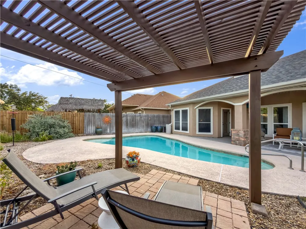 1821 Amos Court Corpus Christi, TX 78418