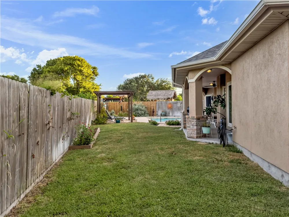 1821 Amos Court Corpus Christi, TX 78418