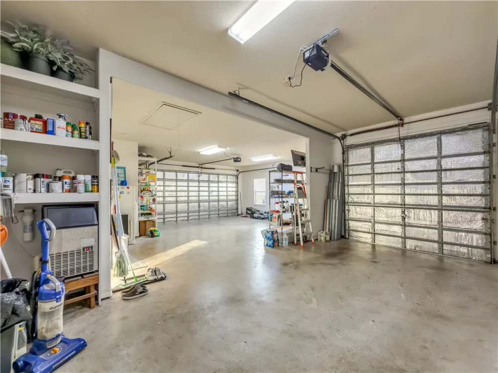 1821 Amos Court Corpus Christi, TX 78418
