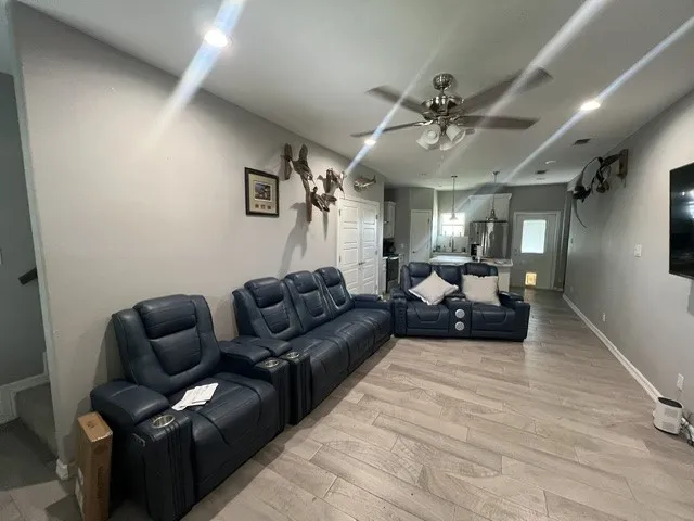 1107 E Kenedy Avenue Kingsville, TX 78363