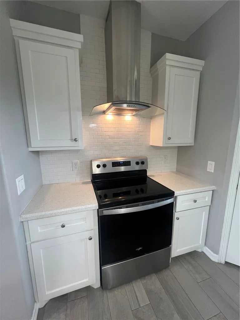1107 E Kenedy Avenue Kingsville, TX 78363