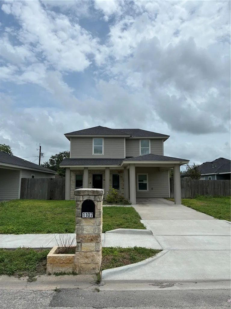 1107 E Kenedy Avenue Kingsville, TX 78363