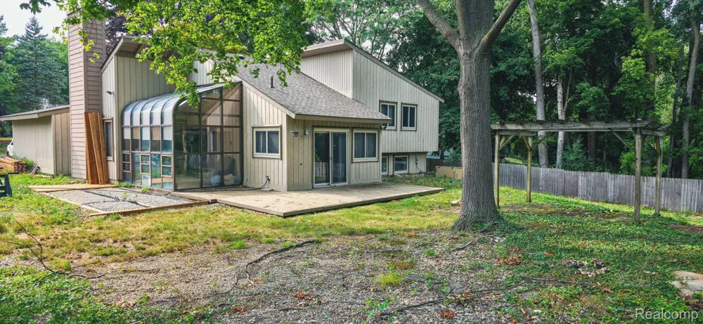 5609 Culpepper Drive West Bloomfield Charter Township, MI 48322