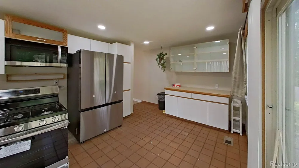 5609 Culpepper Drive West Bloomfield Charter Township, MI 48322