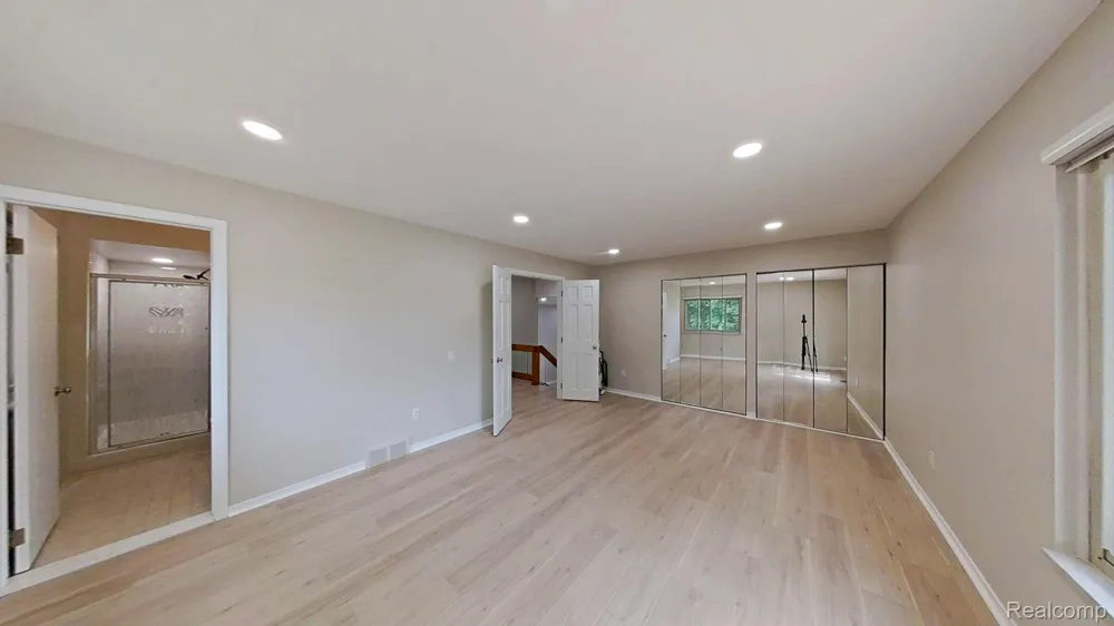 5609 Culpepper Drive West Bloomfield Charter Township, MI 48322