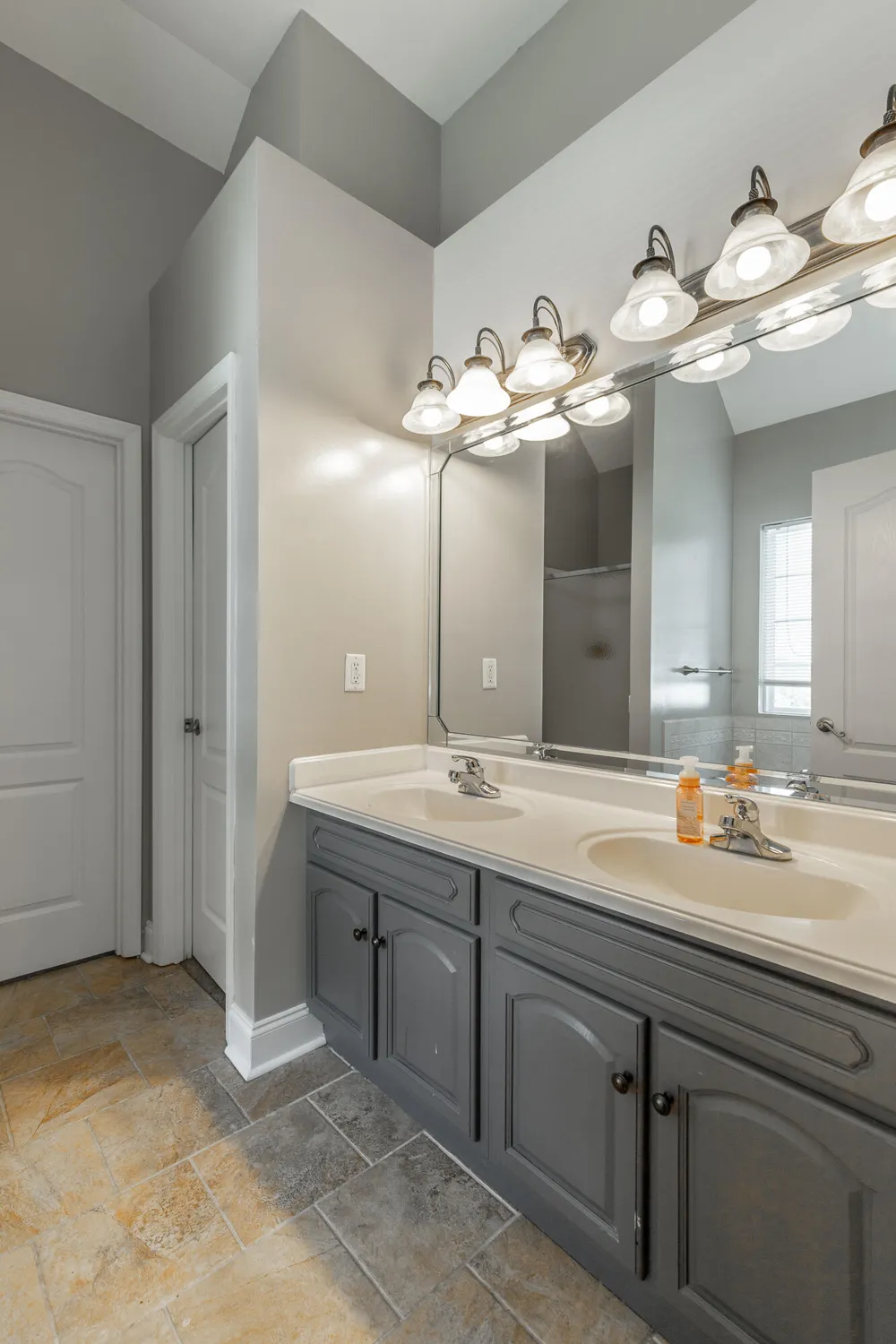 200 Hidden Oaks Drive Flintstone, GA 30725