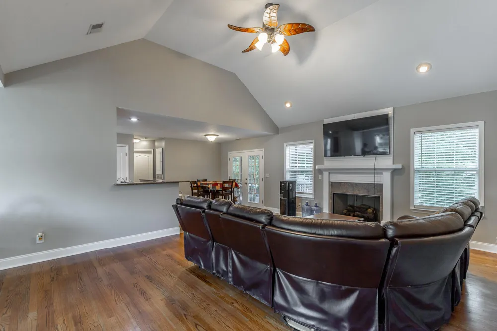 200 Hidden Oaks Drive Flintstone, GA 30725