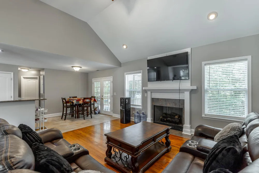 200 Hidden Oaks Drive Flintstone, GA 30725