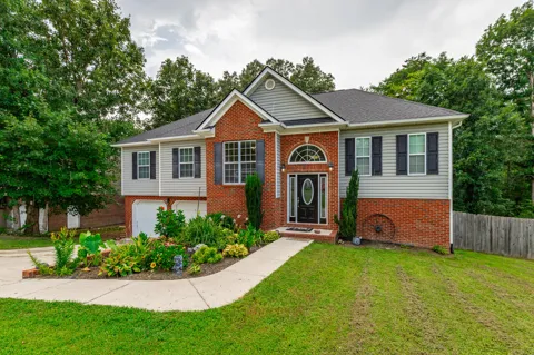 200 Hidden Oaks Drive